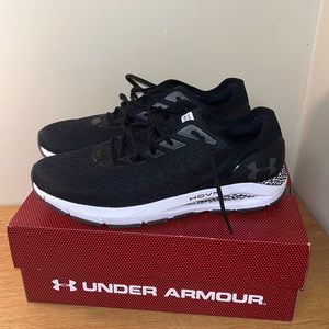 Under Armour Sonic 3 size 13 offer me!